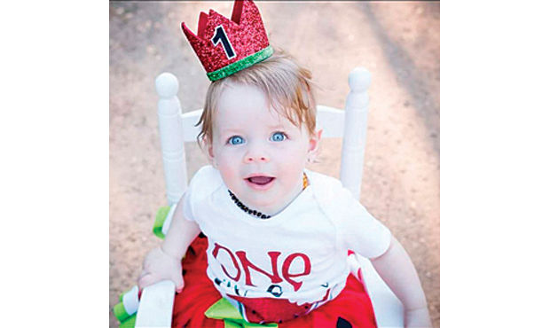 Ellenore is 1!